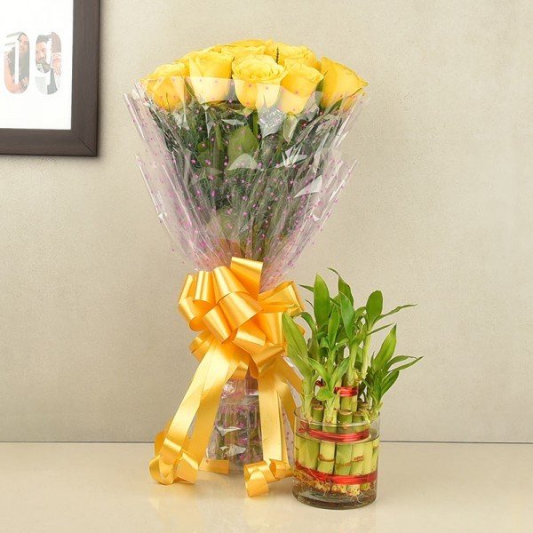 Buy / Send Floral Luck Online in India from OyeGifts