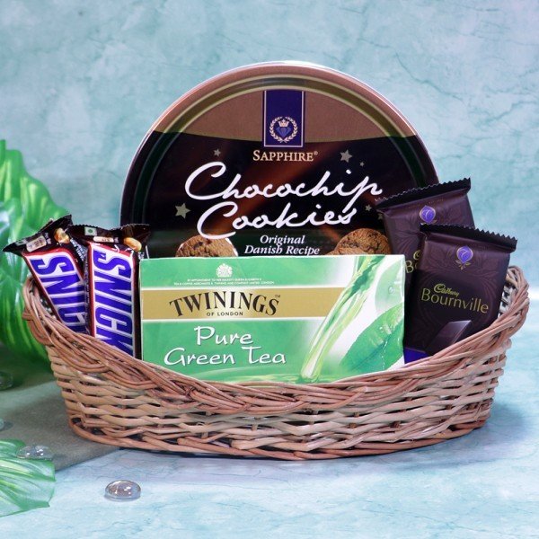 Buy Countryside Hamper Rakhi Online