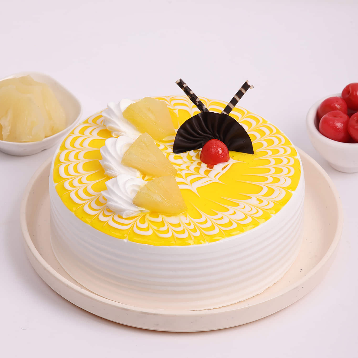 Tropical Bliss Pineapple Cake |