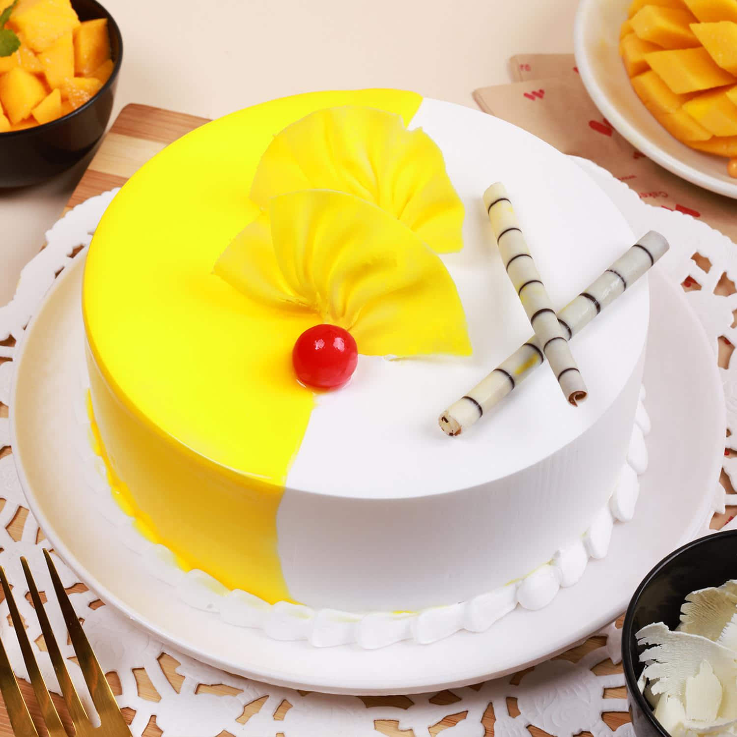 Exotic Blissful Mango Cake |