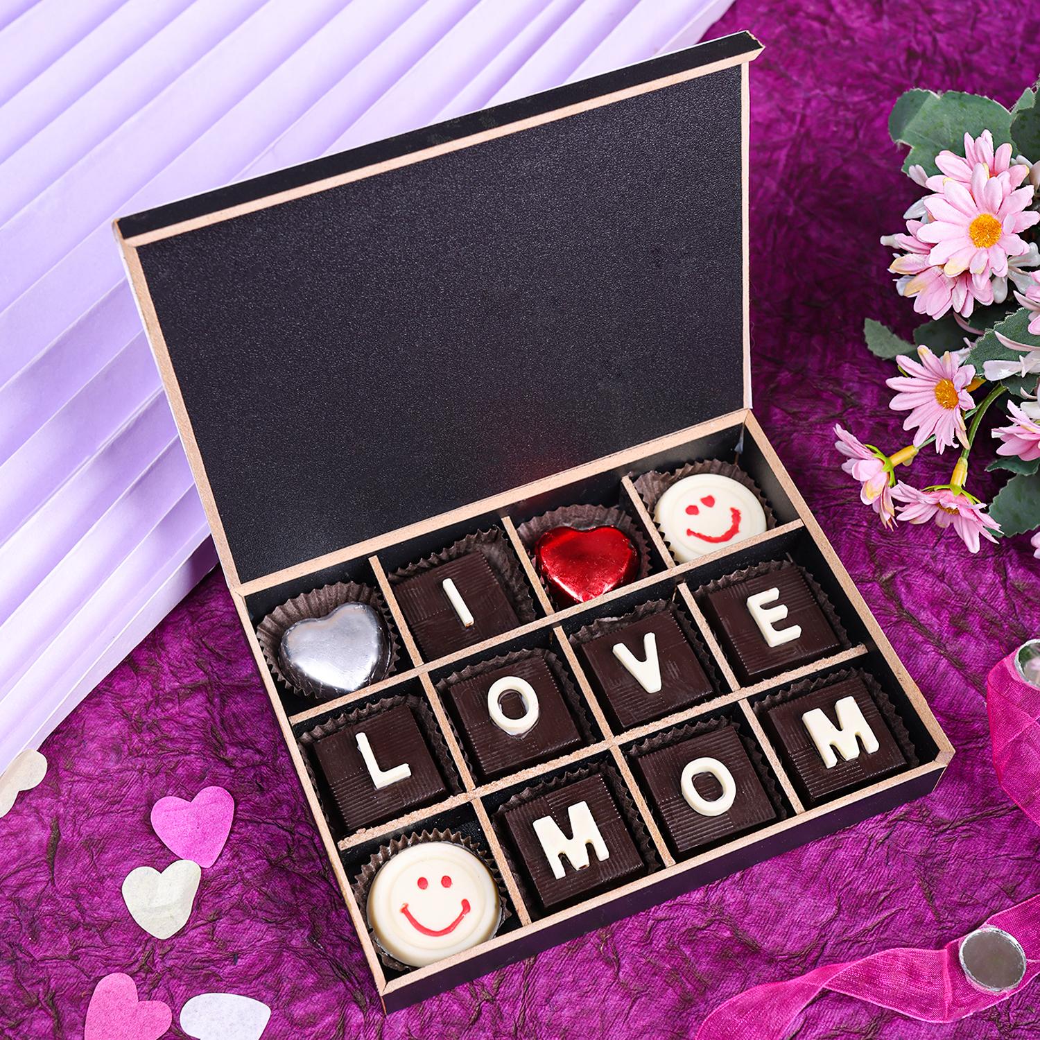 I Love U Mom Personalized Chocolate Box |