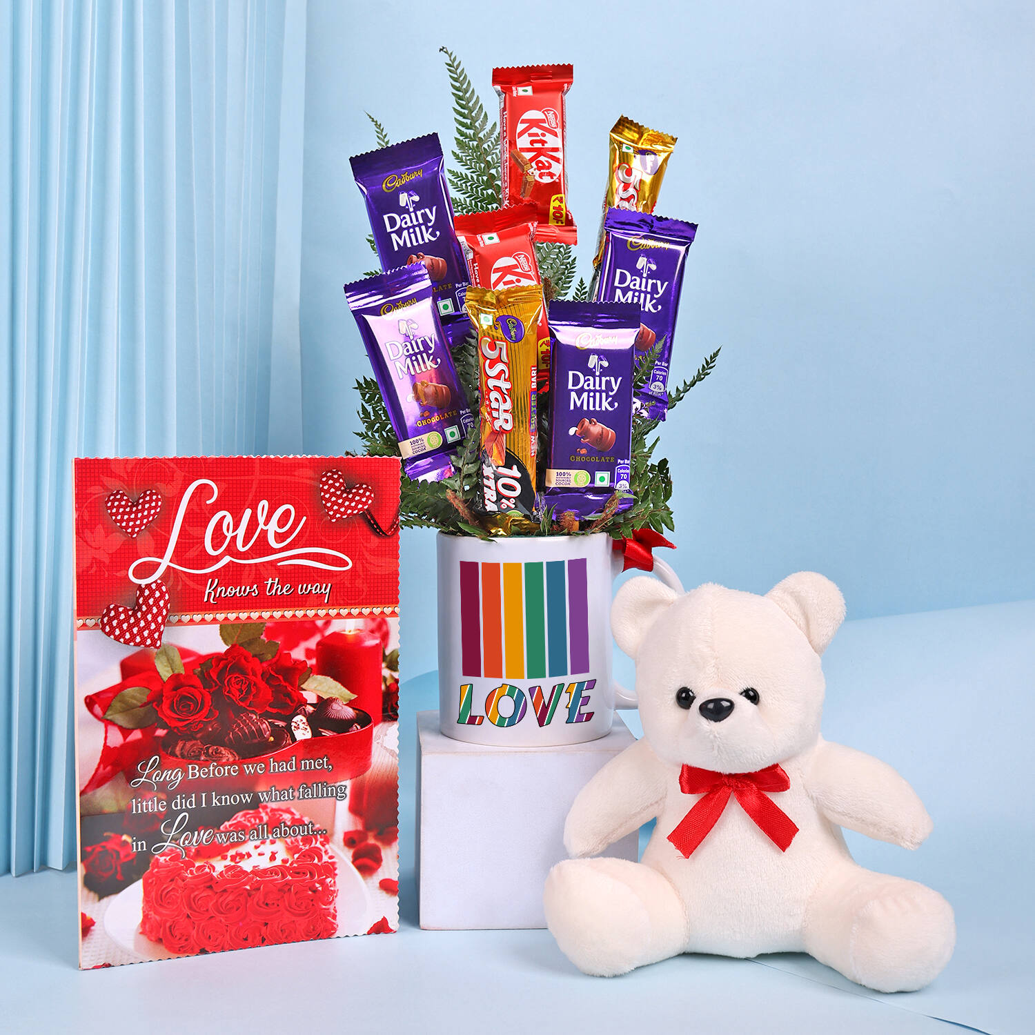 Blissful Combo of Chocos Mug with Card and Teddy |