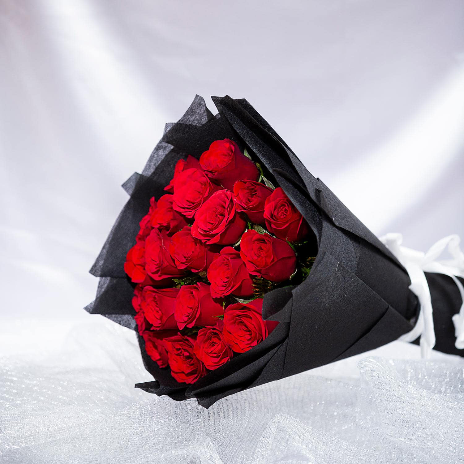 Mesmerizing Red Roses Bouquet |