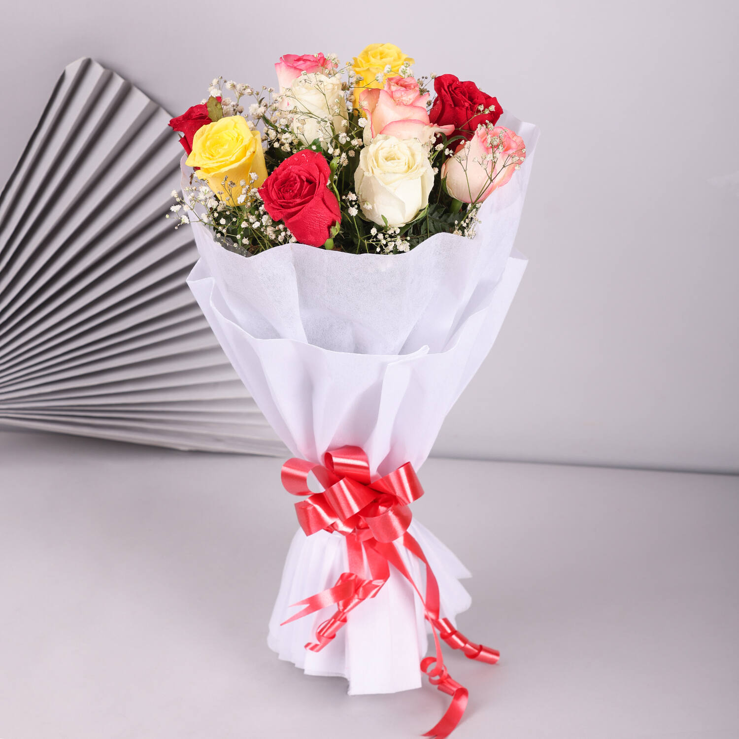 Mixed Roses Romantic Bouquet |