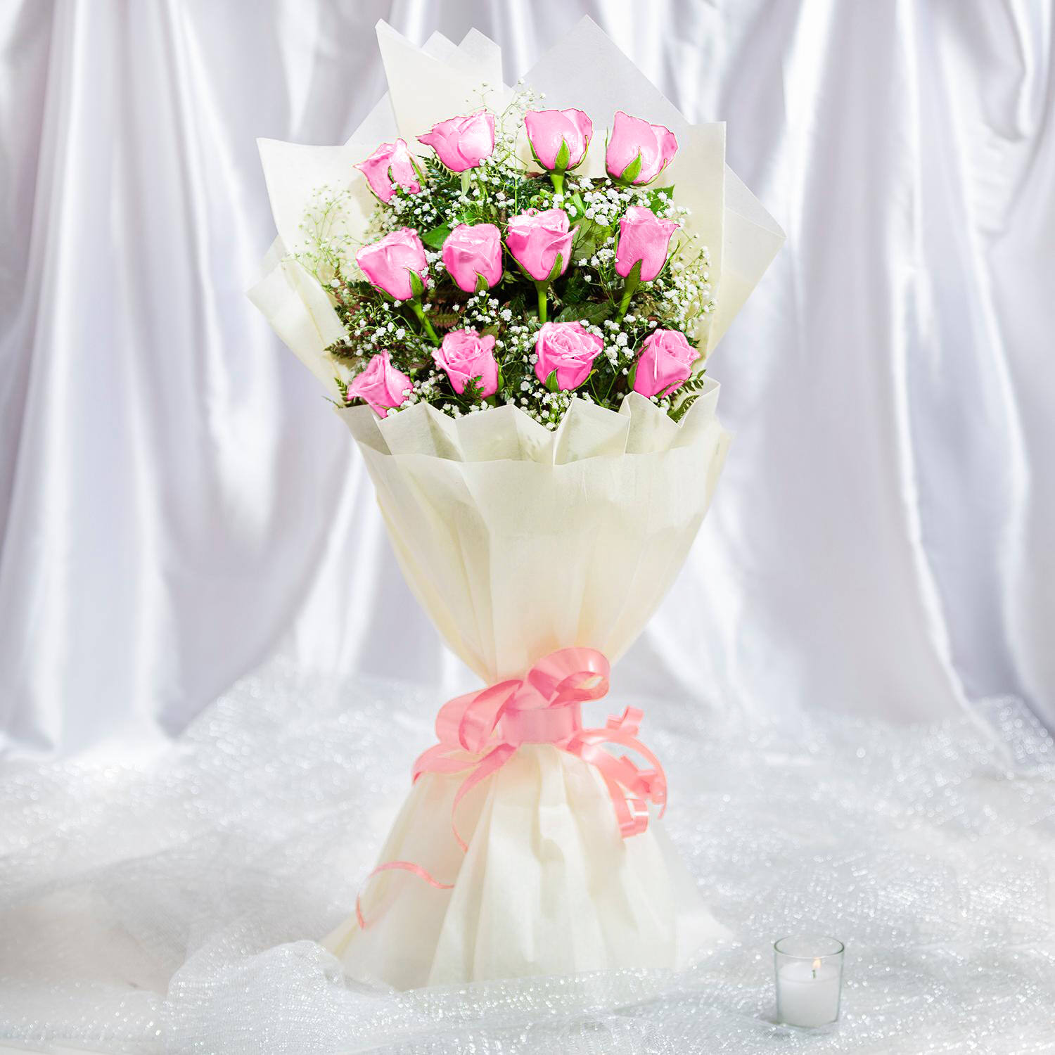 12 Pink Roses Bouquet |