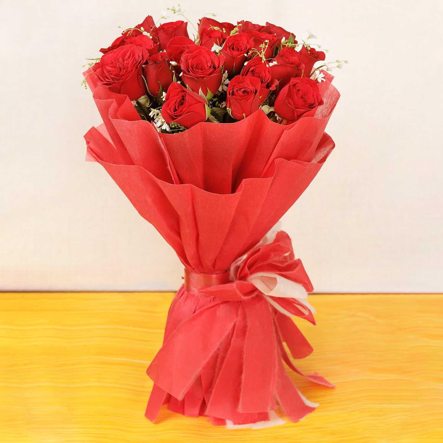 Send Perfect Fusion Of Red Roses To Your Special One |