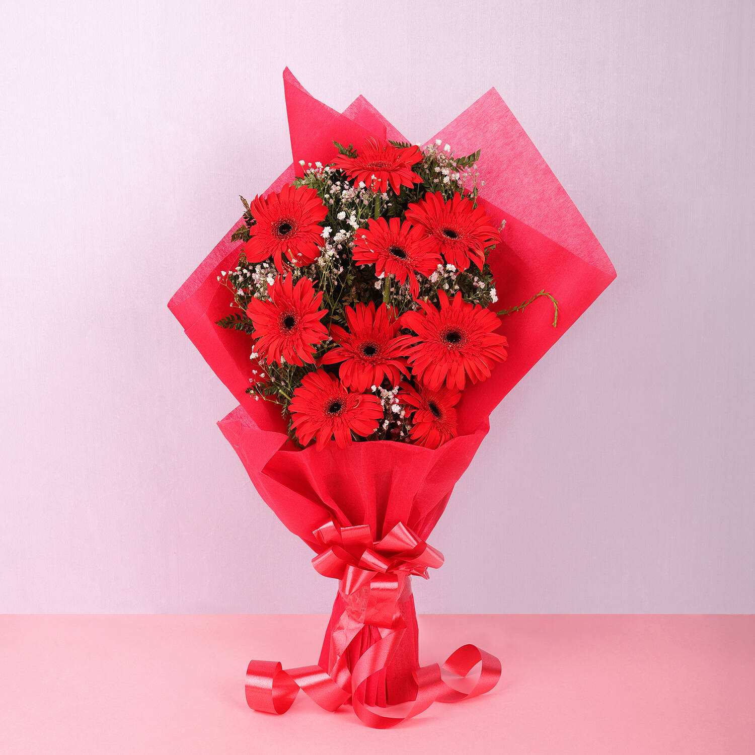 Red Elegance Gerbera Bunch |