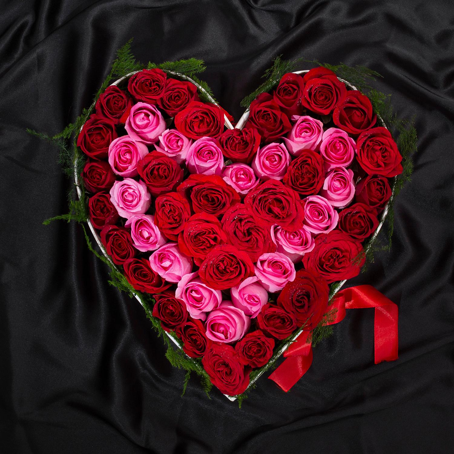 Serene Heart Mix Roses Arrangement |