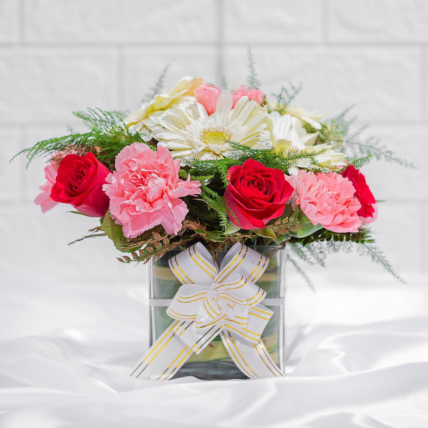 Resplendent Mix Floral Arrangement |
