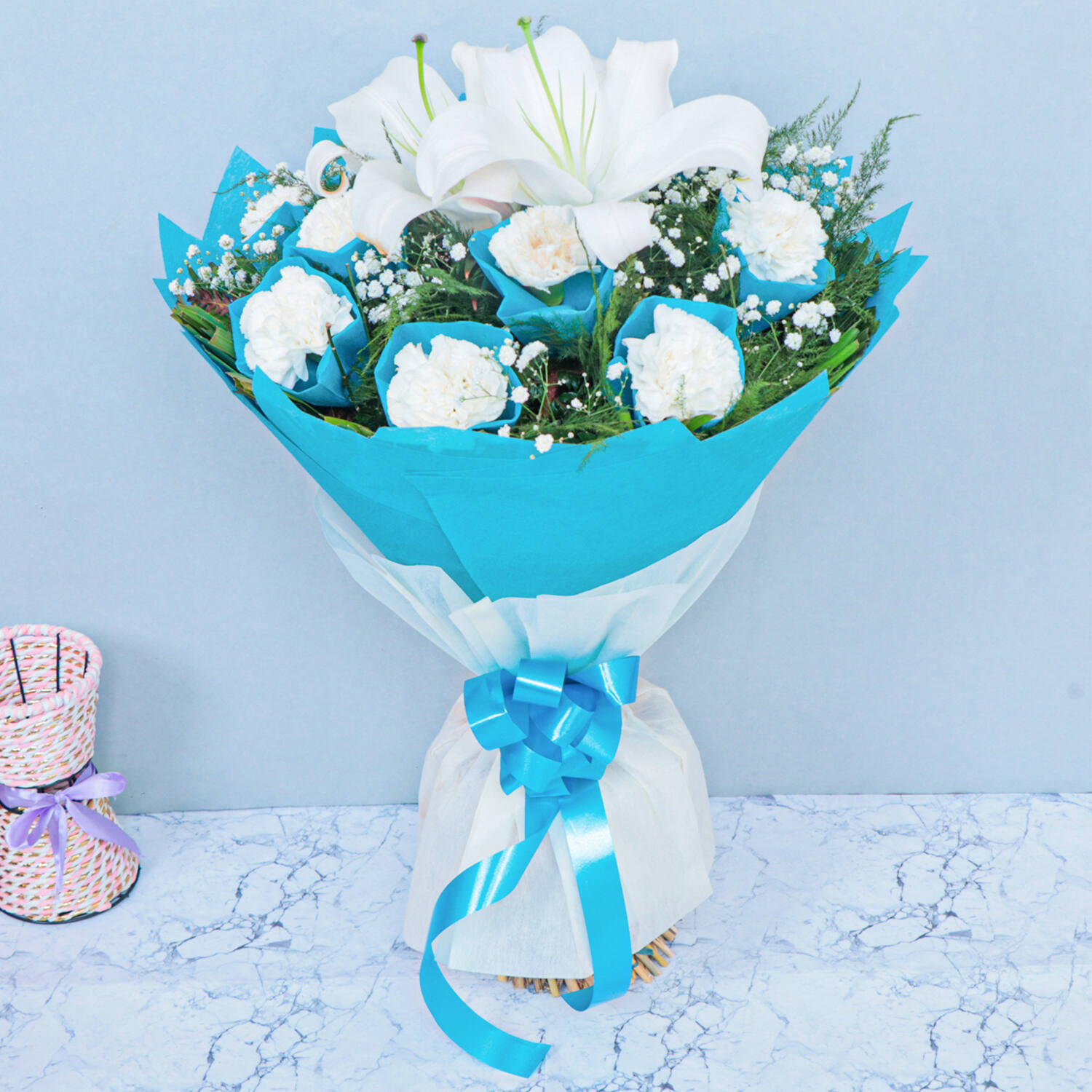 Vibrant White Bouquet |