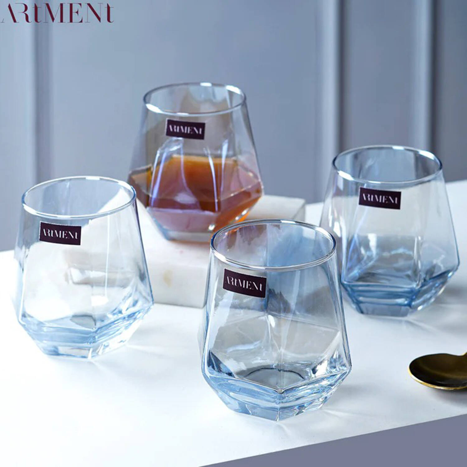 Graceful Diamond Glasses |