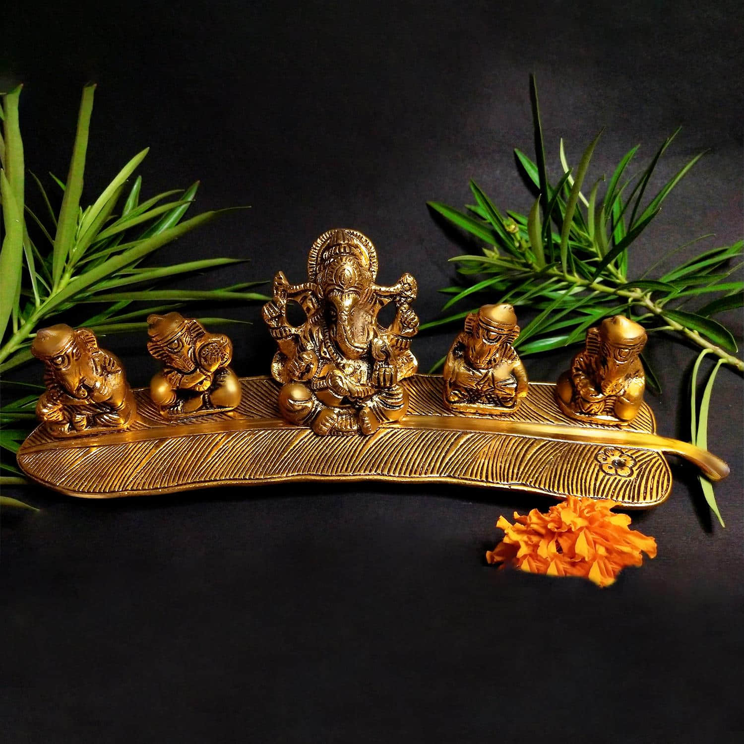 Lord Ganesha Statue |