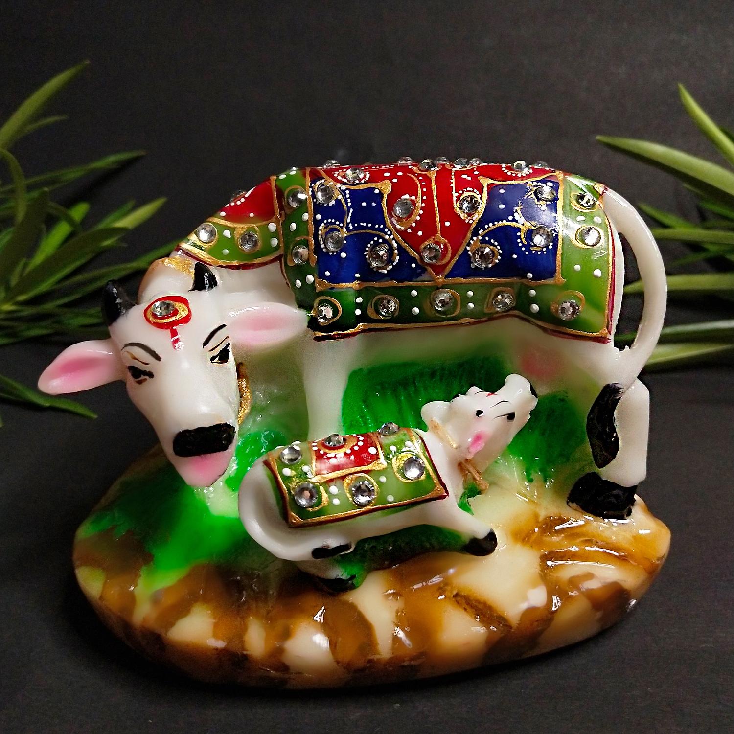 Marble Dust Cow And Calf Statue |