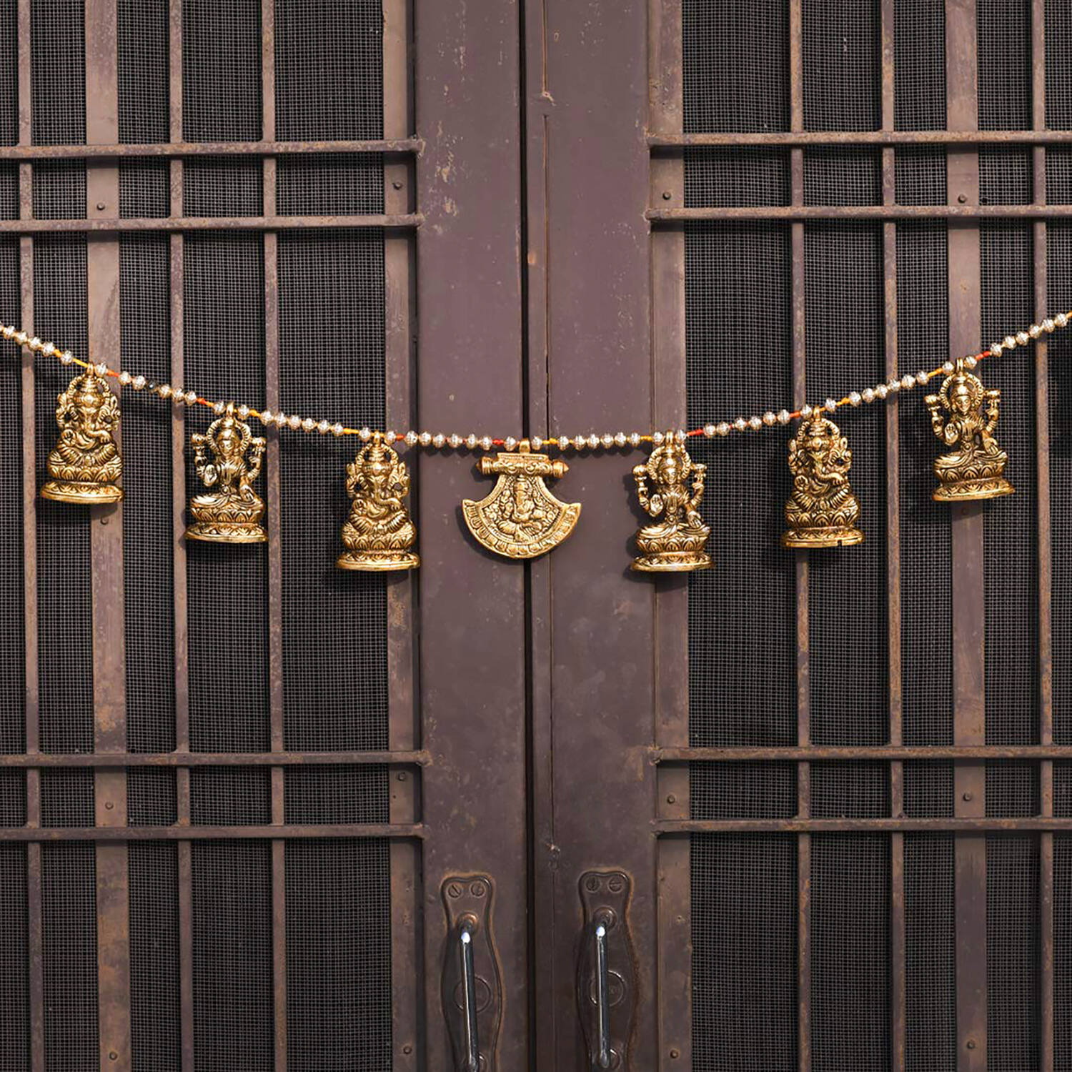 Metal Door Hanging |