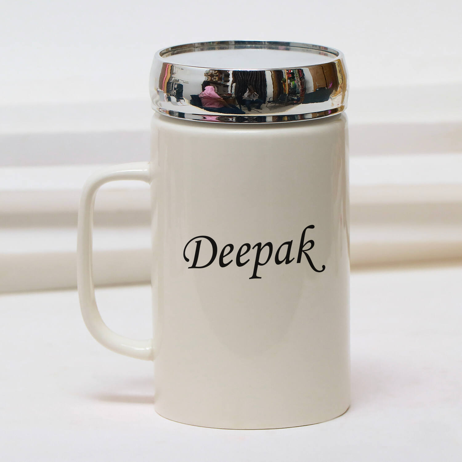 Personalized White Coffee Mug with Mirror Lid |