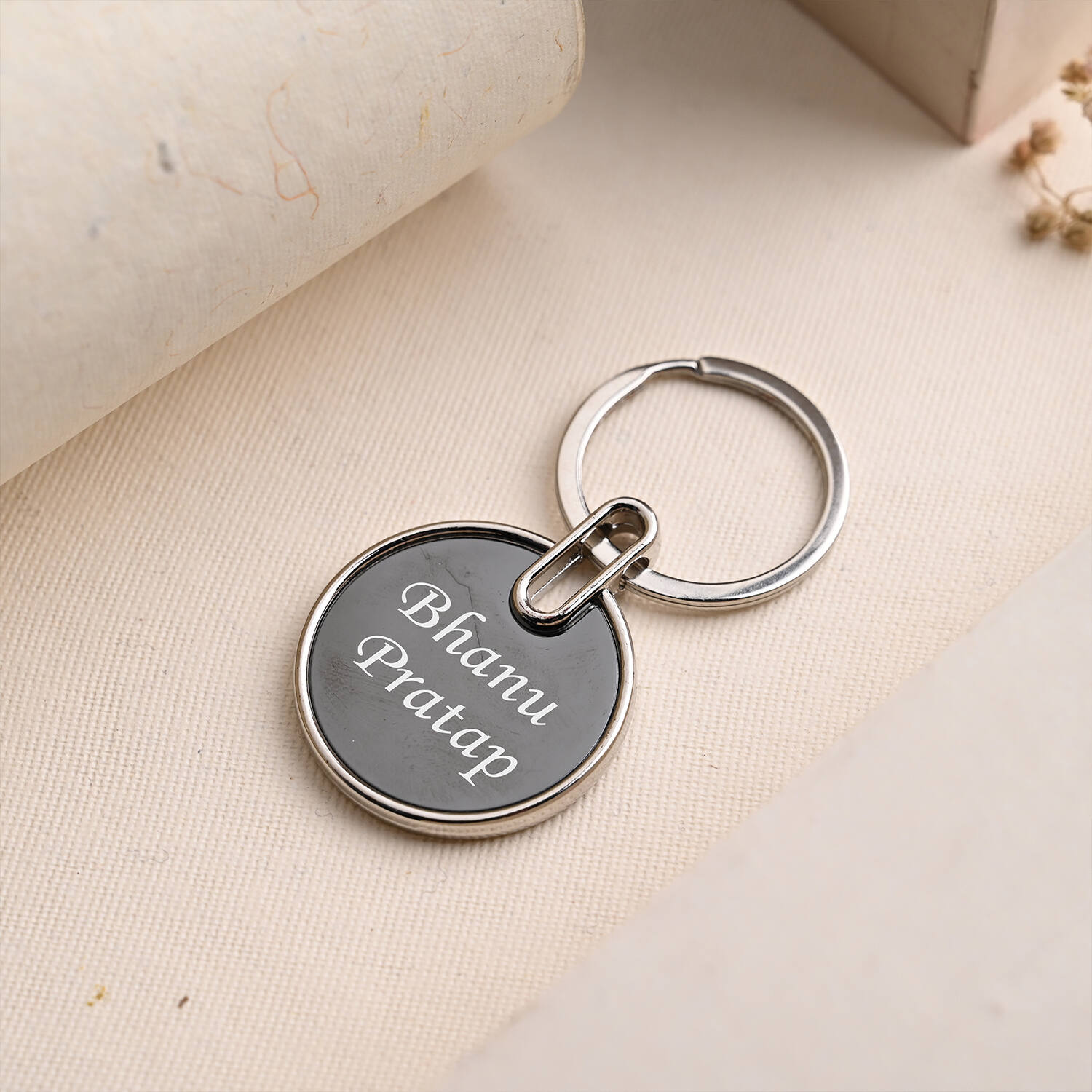 Personalised Round Shaped Key Chain |