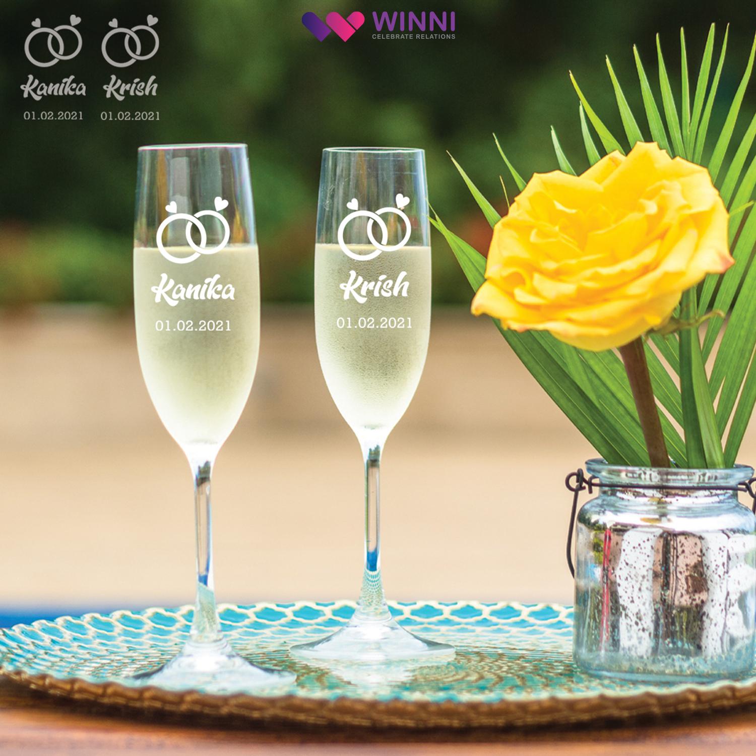 Twin Set Of Champagne Glasses |