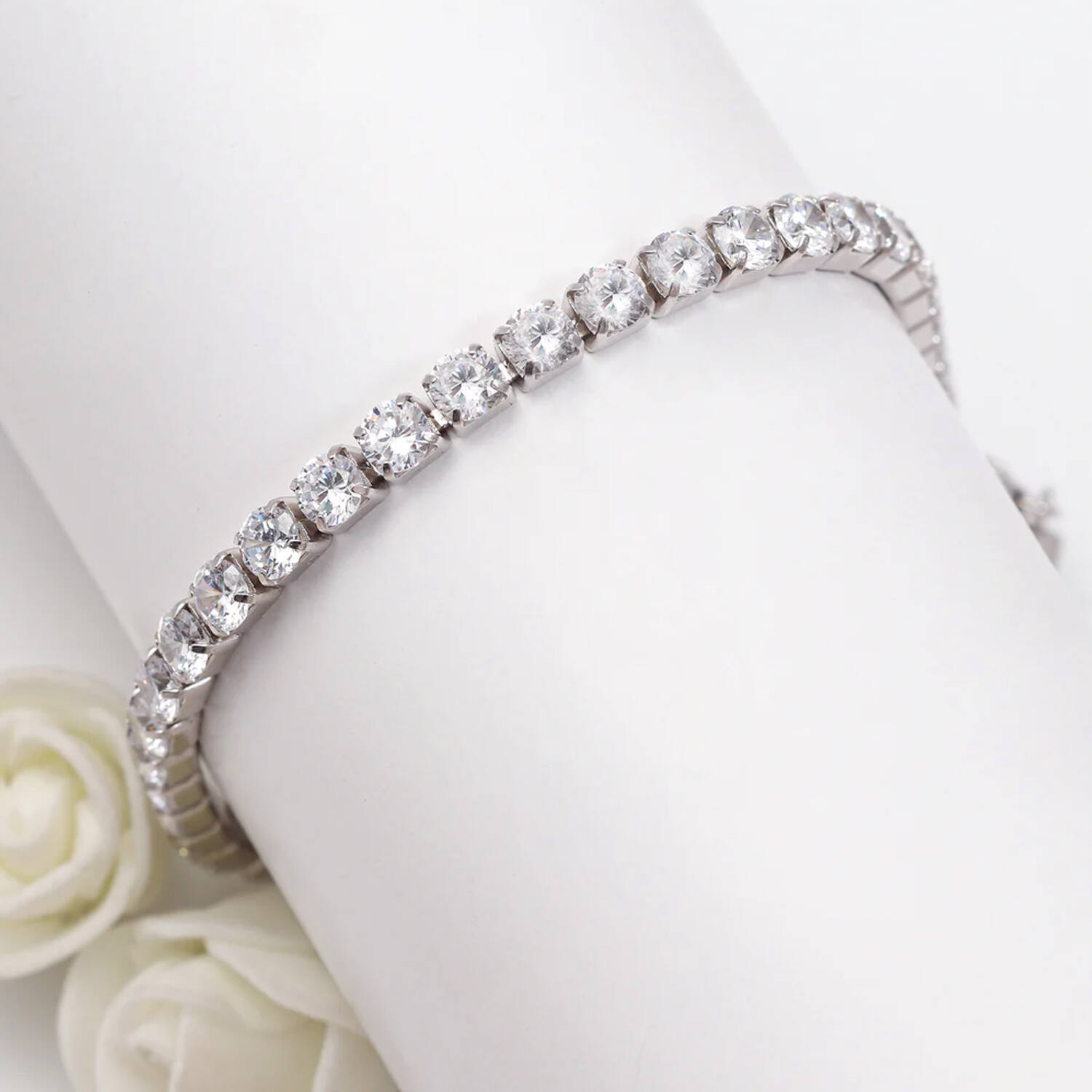 Silver Classy Solitaire Bracelet |