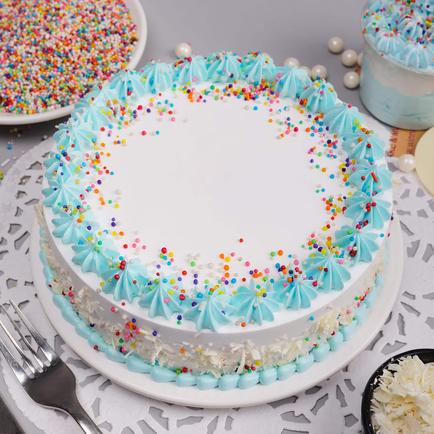 Alluring Vanilla Cake |