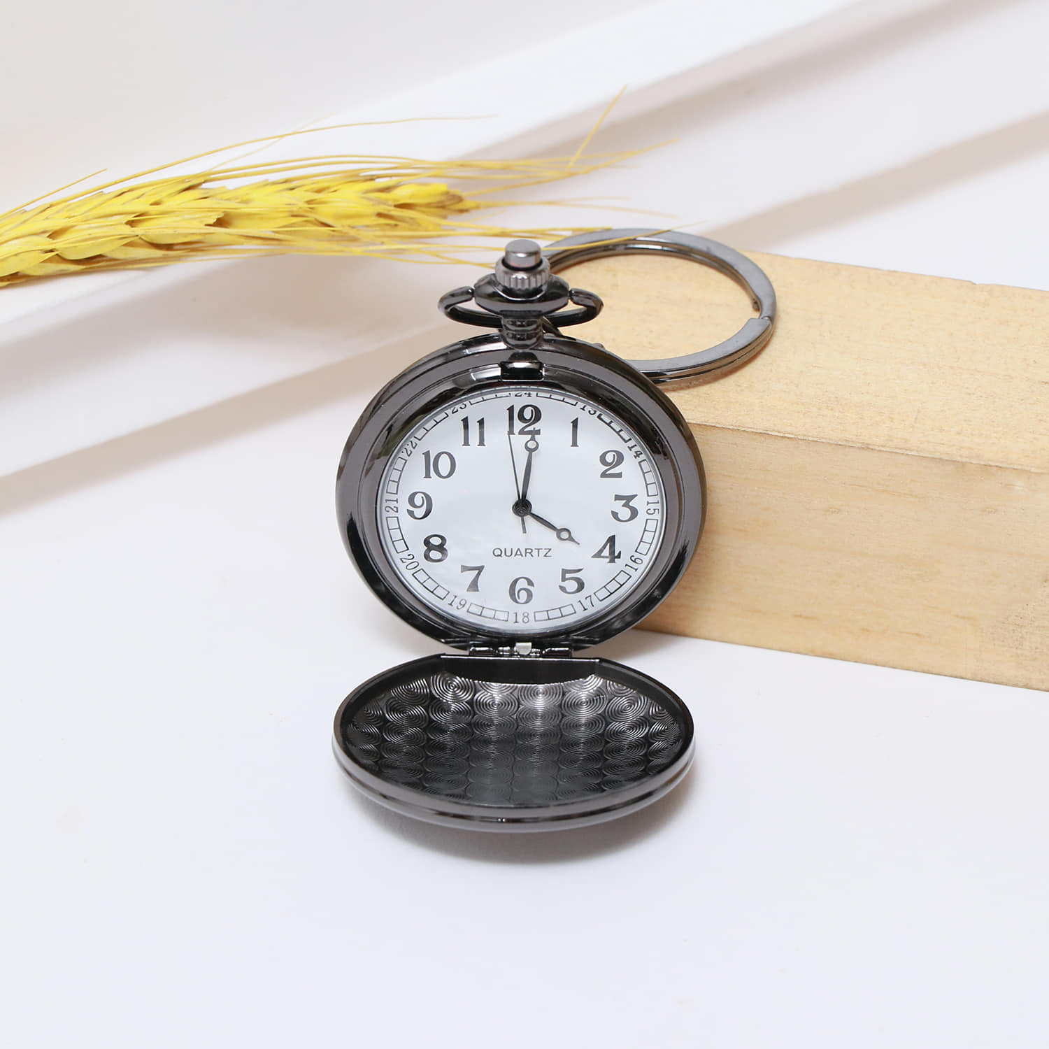 Classic Black Quartz Pocket Watch |