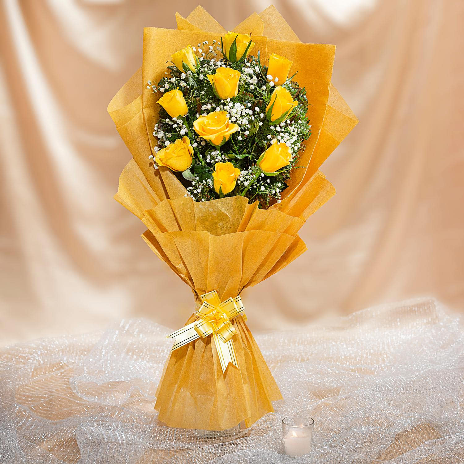 Splendid 10 Yellow Roses Bouquet |